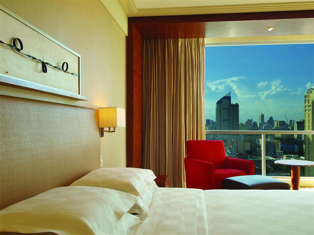 New Coast Hotel Манила Номер фото A room at the hotel