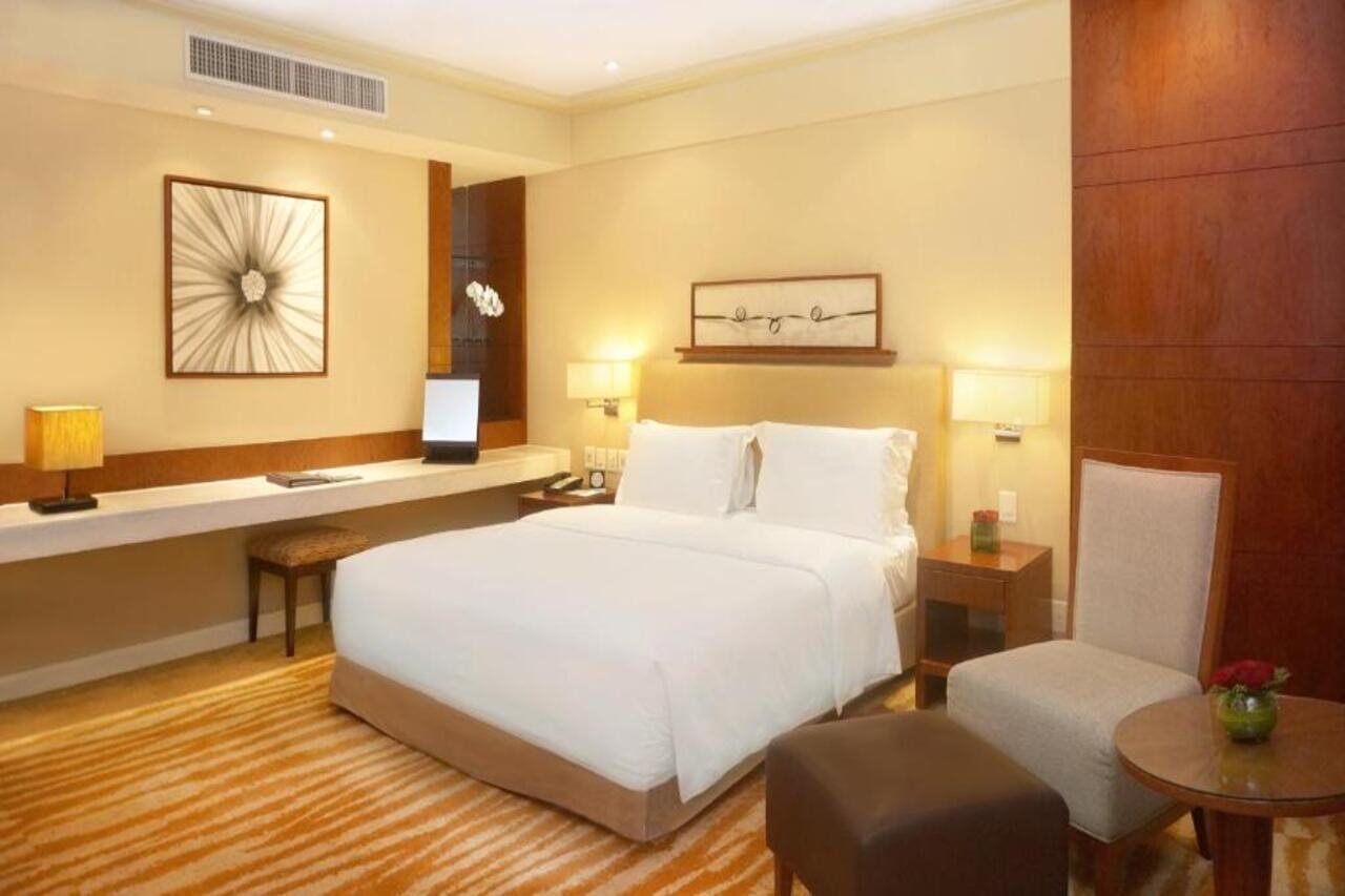 New Coast Hotel Манила Экстерьер фото